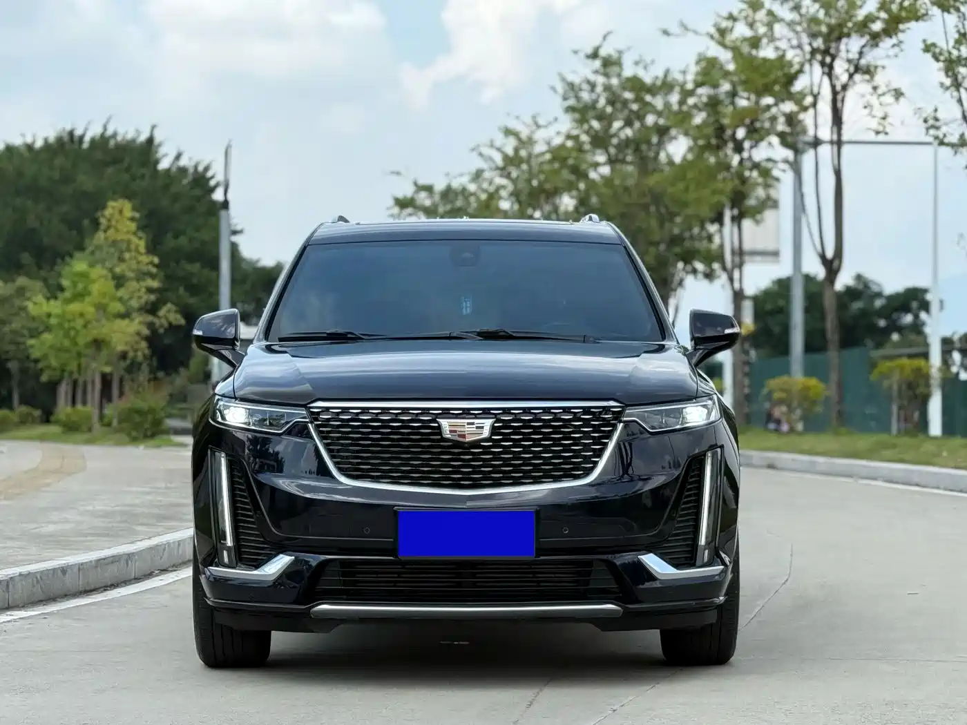 CADILLAC XT6