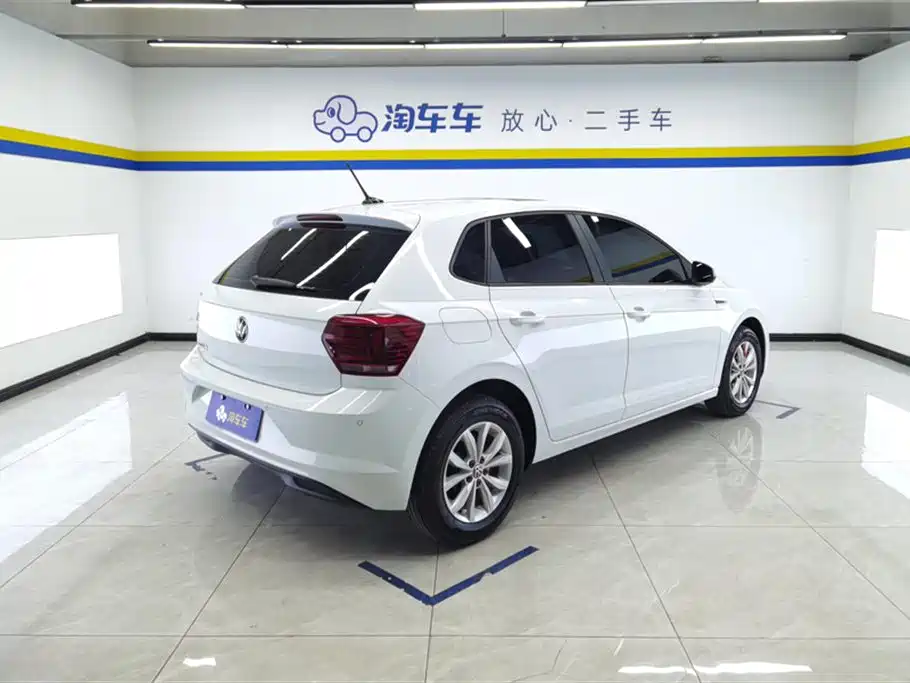 Volkswagen Polo 2023 Plus 1.5L Automatic Colorful Tech Edition фото 3