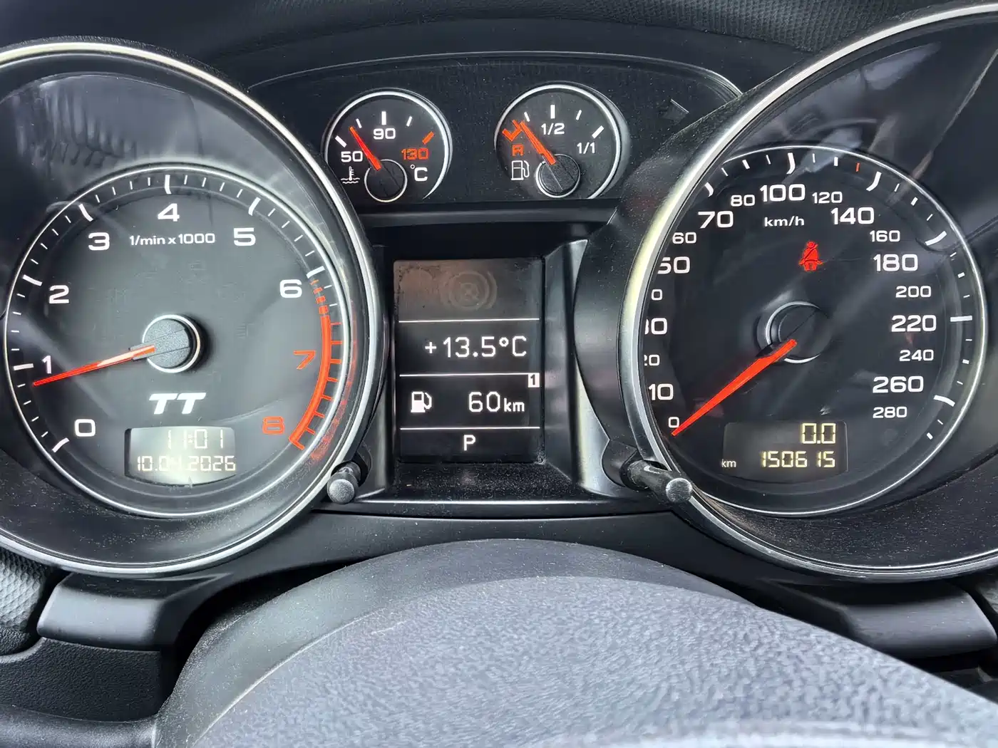 Audi TT 2011 TT Coupe 2.0TFSI фото 12