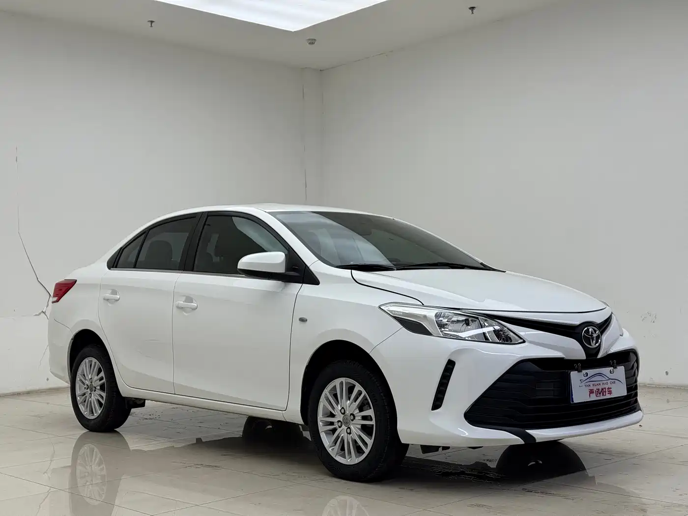 Toyota Vios 2017 1.5L CVT Pioneer фото 3