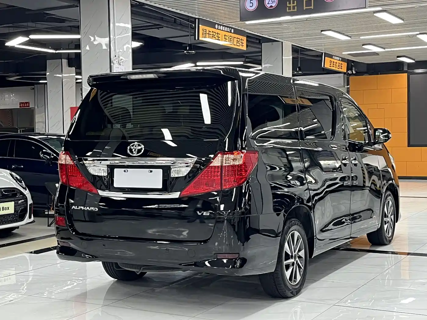 Toyota Alphard 2011 2011 3.5L Luxury Edition