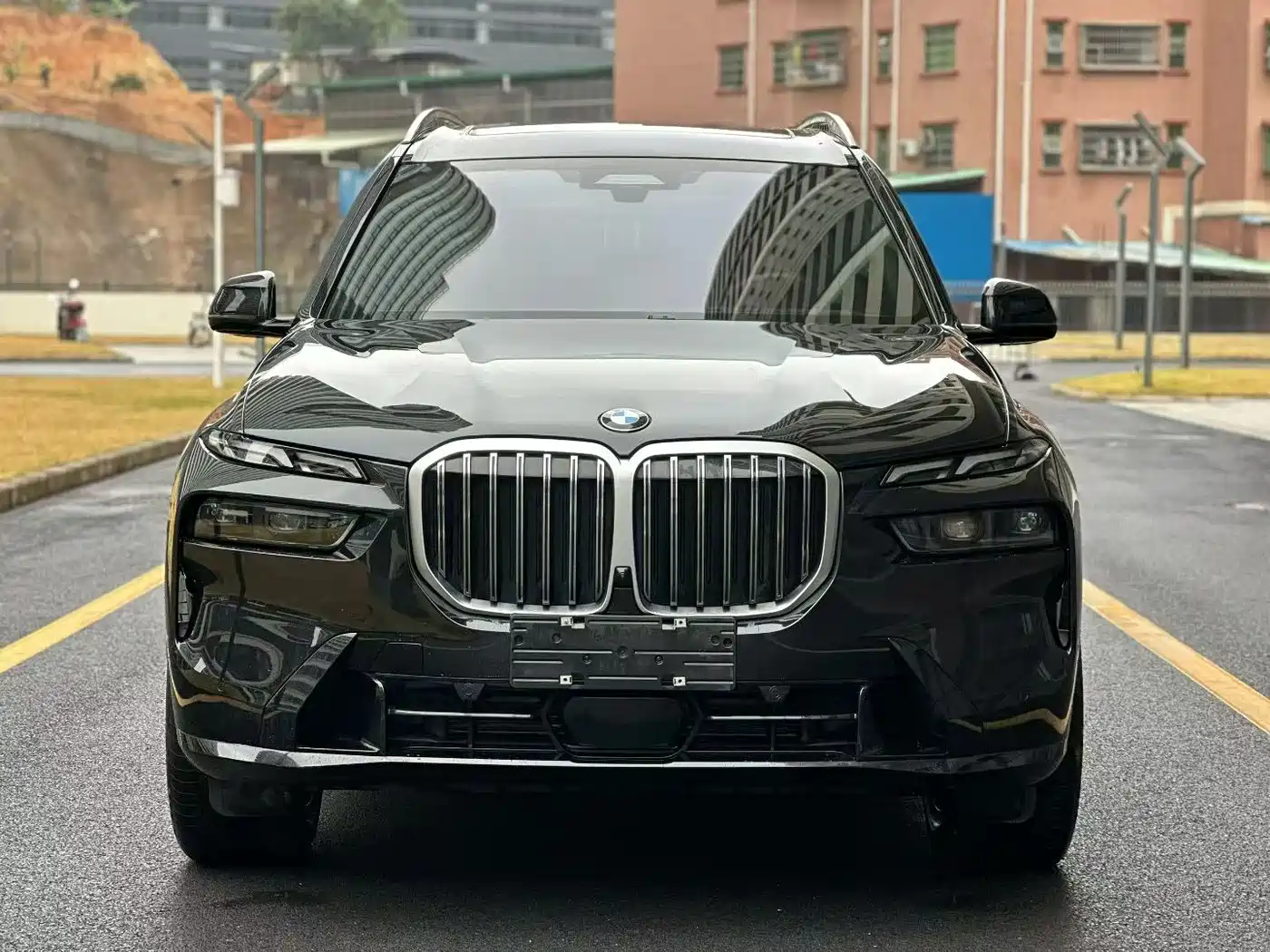 BMW X7 2023 xDrive40i Exclusive Luxury Package фото 2