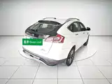 Фото 12 - Luxgen U6 SUV