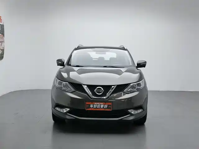 Nissan Qashqai 2016 2.0L CVT Luxury Edition — фото 3