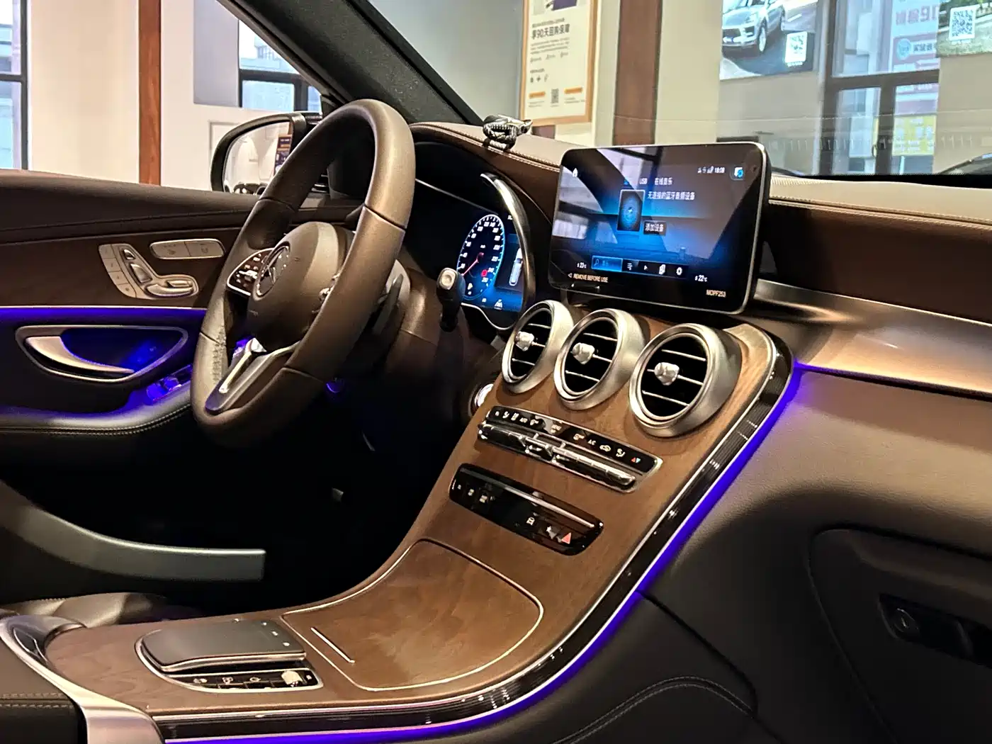 Mercedes-Benz GLC 2022 Facelift GLC 300 L 4MATIC Dynamic фото 22