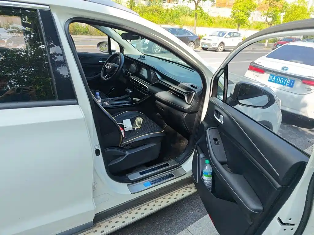 GAC Trumpchi GS4 2022 2022 270T Auto Pilot Edition