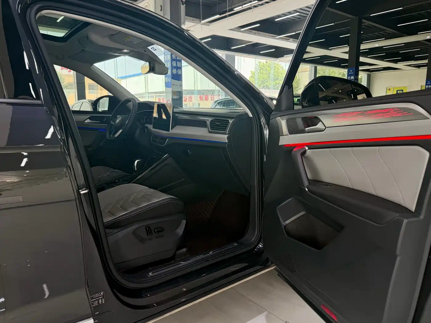 Volkswagen Tayron 2023 280TSI 2WD Luxury Plus Advanced Edition фото 9