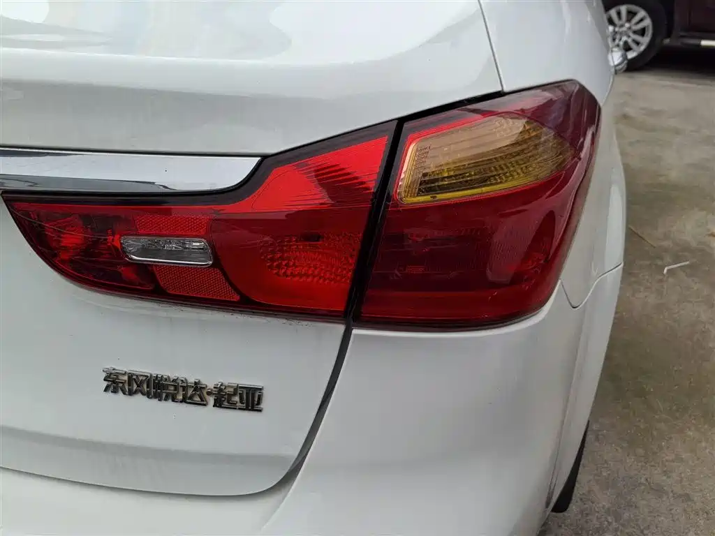 Kia K3 2015 1.6L Manual GL фото 24