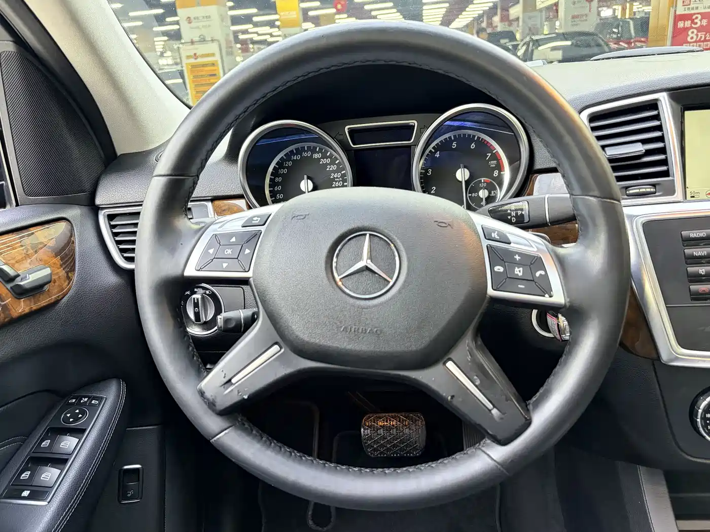 Mercedes-Benz M-Class 2014 ML 400 4MATIC Dynamic фото 10