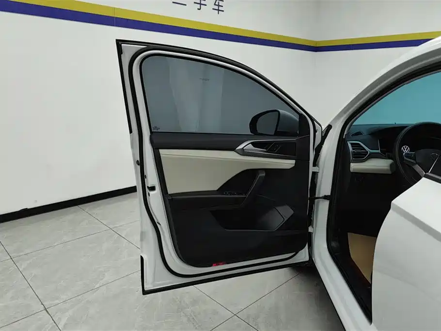 Volkswagen Tharu 2024 300TSI 2WD New Moon Edition фото 7