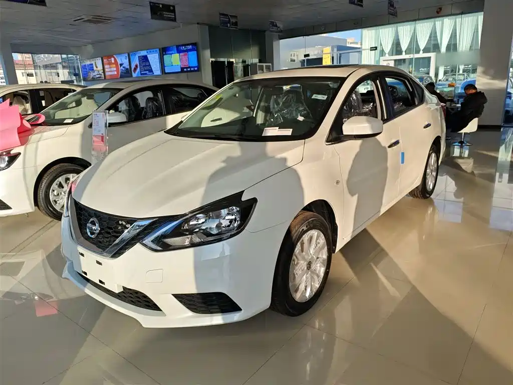 Nissan SYLPHY, миниатюра 2