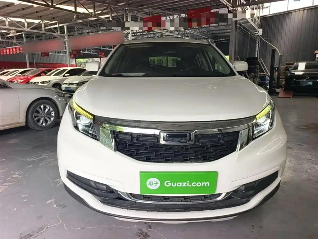 Qoros 5 2020 2019 1.6T Automatic Zhiyun Internet (AliOS) Premium Edition