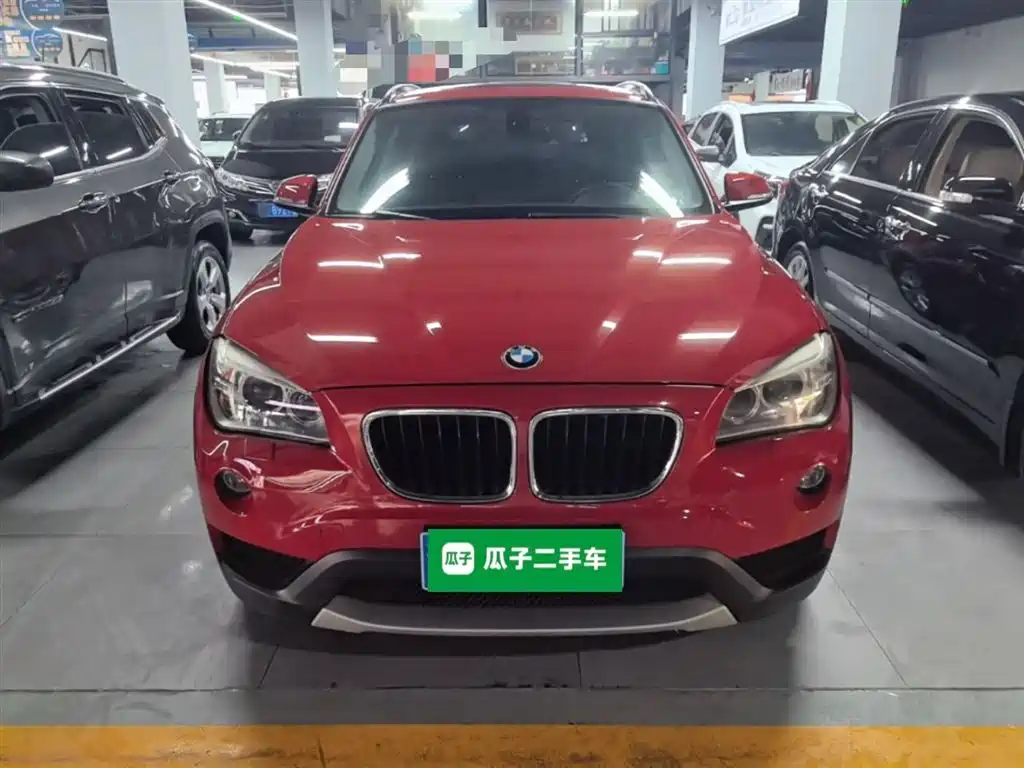 BMW X1 2013 sDrive18i Leading фото 3