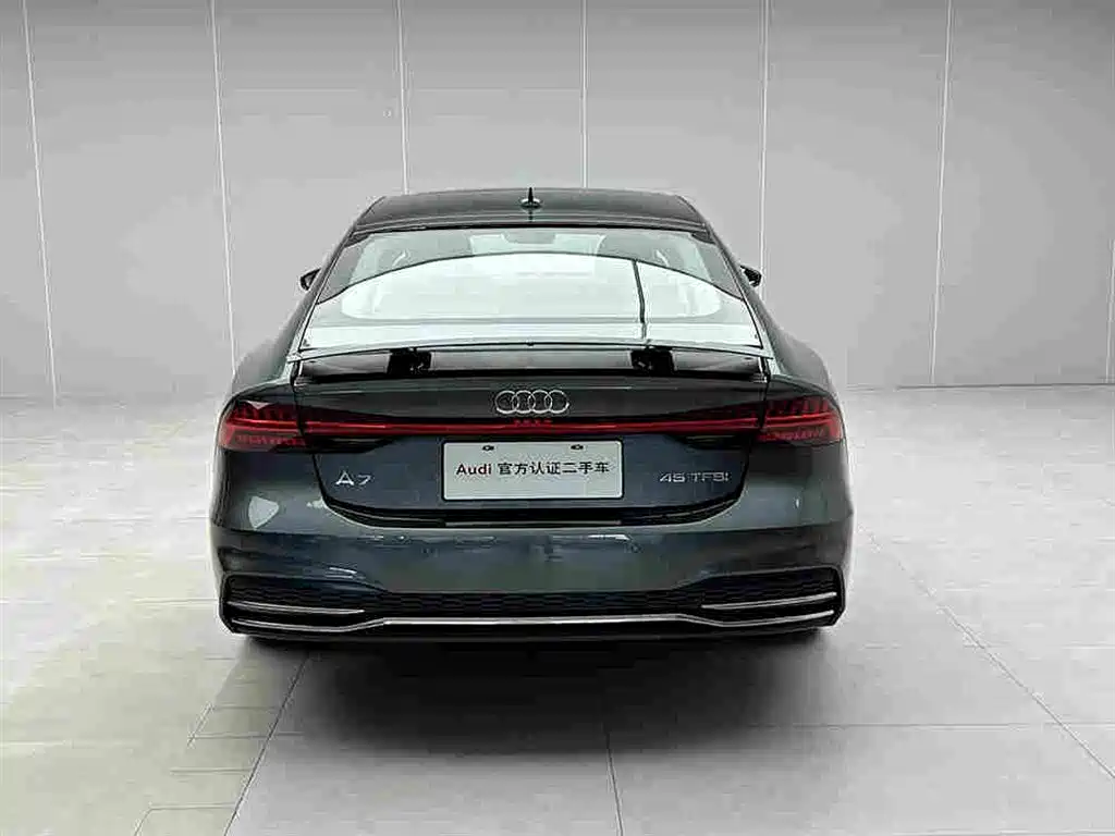 Фото 5 - Audi A7