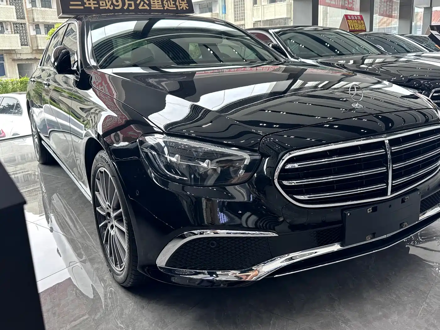 Mercedes-Benz E-Class 2022 E 260 L фото 3