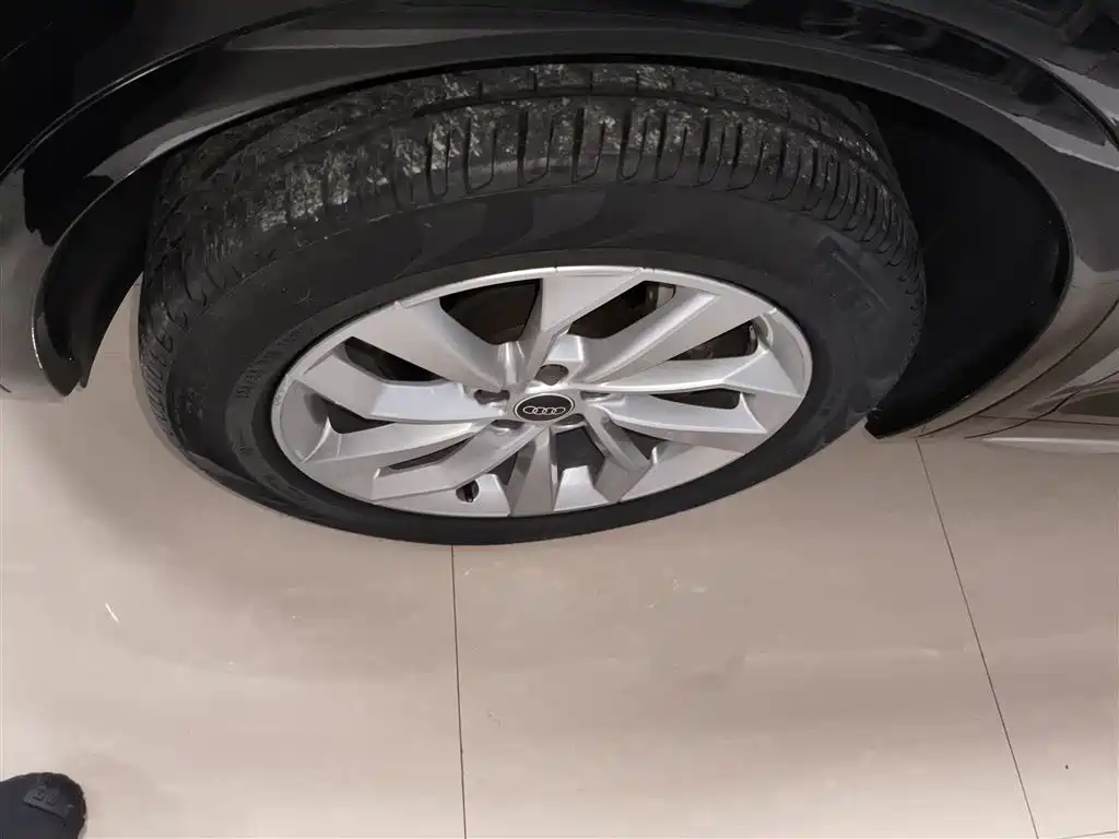 Audi Q5L 2022 40T Luxury Dynamic фото 23