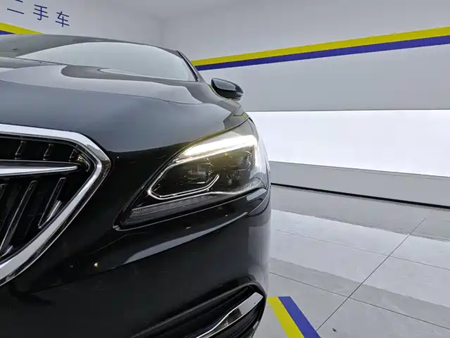 Buick LaCrosse 2018 Model 20T Elite Edition — фото 5