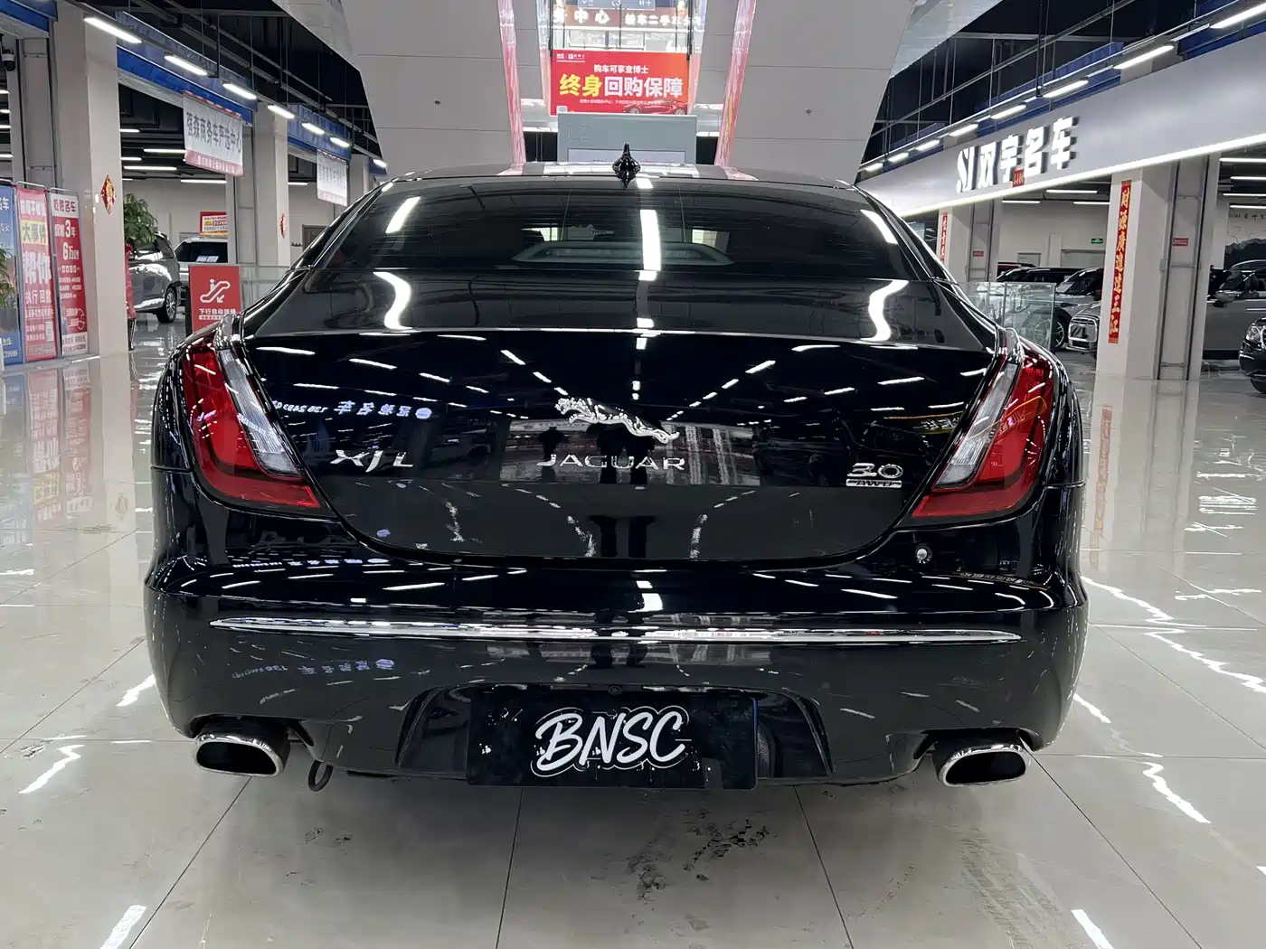 Jaguar XJ 2014 XJL 3.0 SC 4WD Premium Business Edition фото 18