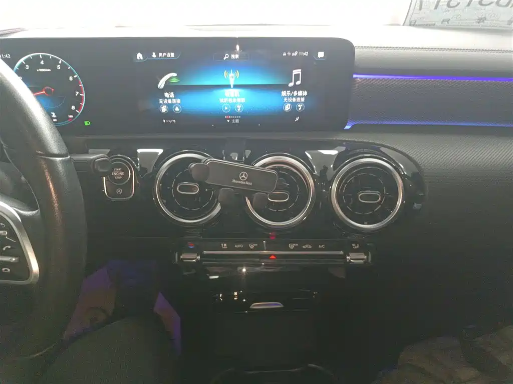 Mercedes-Benz A-Class 2021 Facelift A 180 L Sport Sedan фото 5