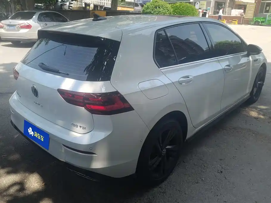 Volkswagen Golf 2021 280TSI DSG R-Line фото 3