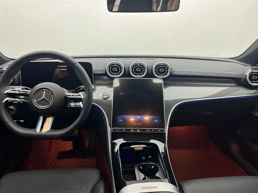 Mercedes-Benz C-Class 2023 C 260 L Night Edition Sport фото 3