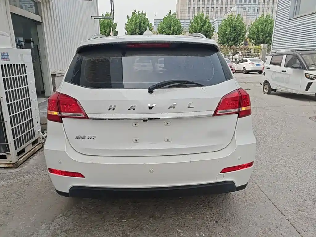 Фото 6 - Haval H2