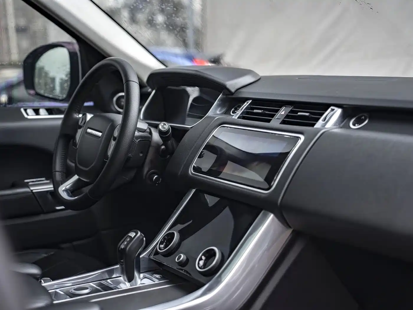 Land Rover Range Rover Sport 2020 3.0 L6 SE фото 6