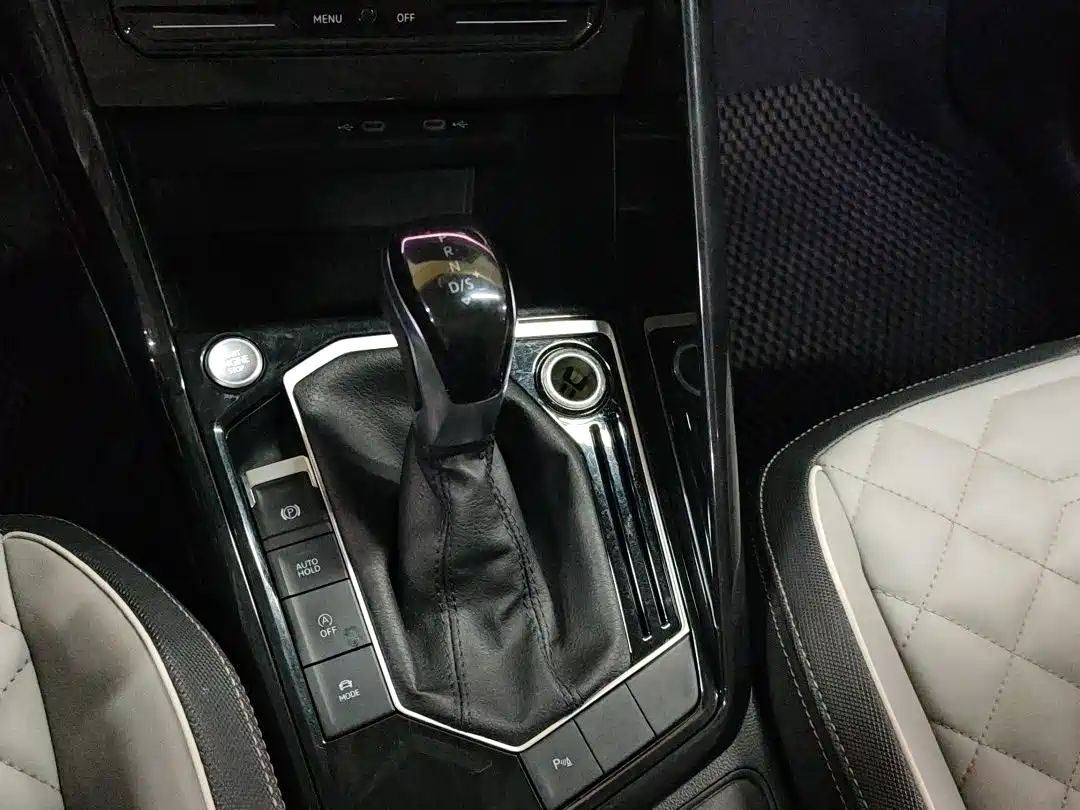 Volkswagen Tayron 2023 330TSI 2WD Luxury Plus Advanced Edition фото 14