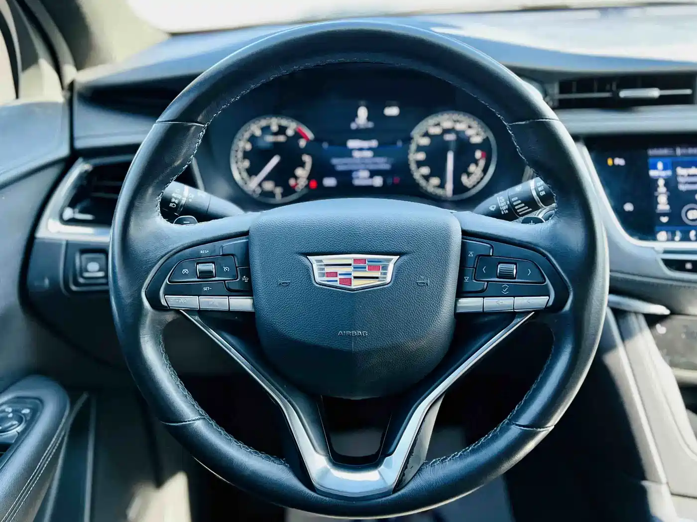 Cadillac XT6 2020 28T 6-Seater AWD Trend Edition фото 10