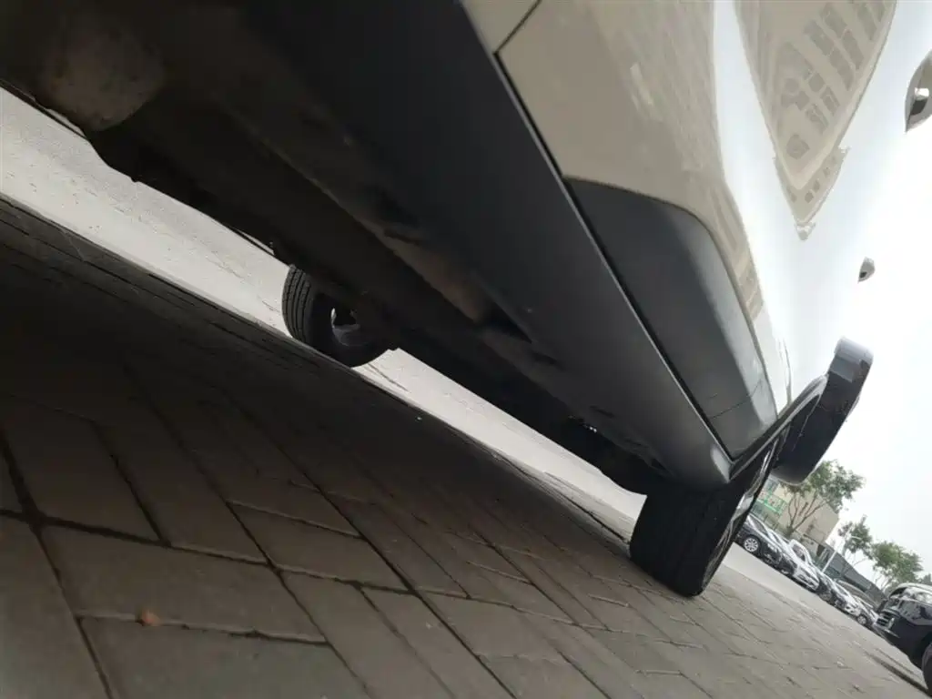 BYD Yuan 2017 1.5L Auto Cool Connect фото 22
