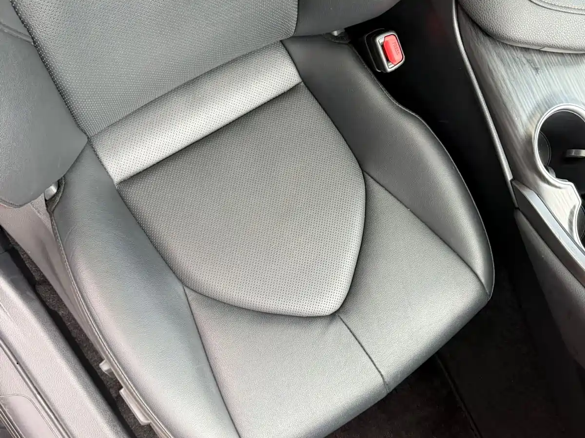 Toyota Camry 2023 2.0GVP Leading Edition фото 11