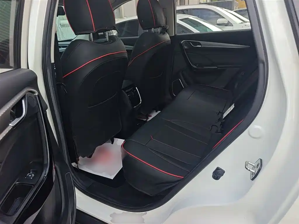 Dongfeng Aeolus Dongfeng Fengshen AX7 2019 2019 1.6T Automatic AI Pioneer (China V)