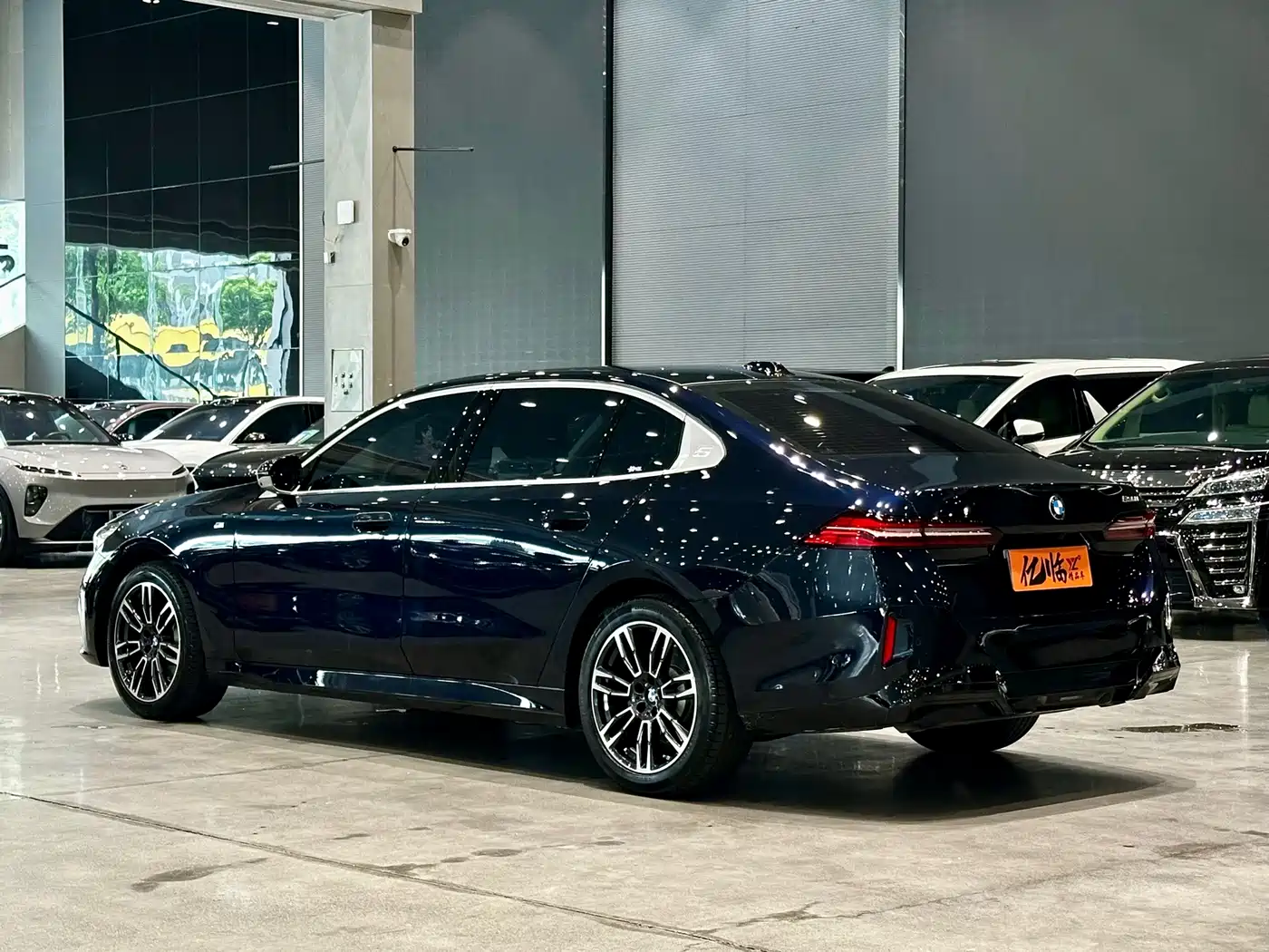 BMW 5 Series, миниатюра 15