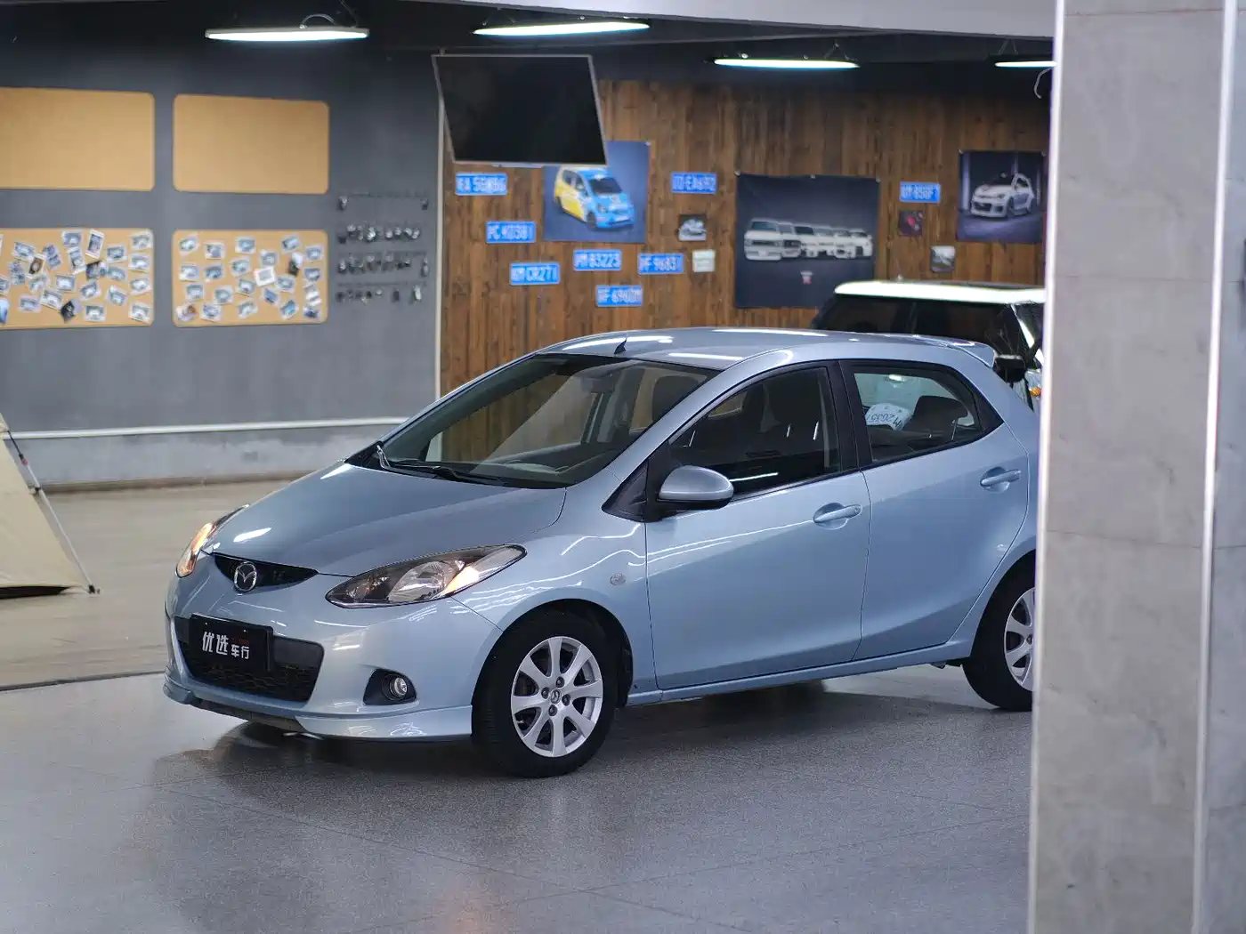 Mazda 2 2011 2011 Xuan Dong 1.5L Auto Luxury Edition