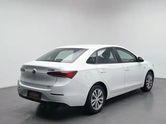 Buick Excelle 2021 Facelift 1.3T Auto Mild Hybrid Elite — фото 2
