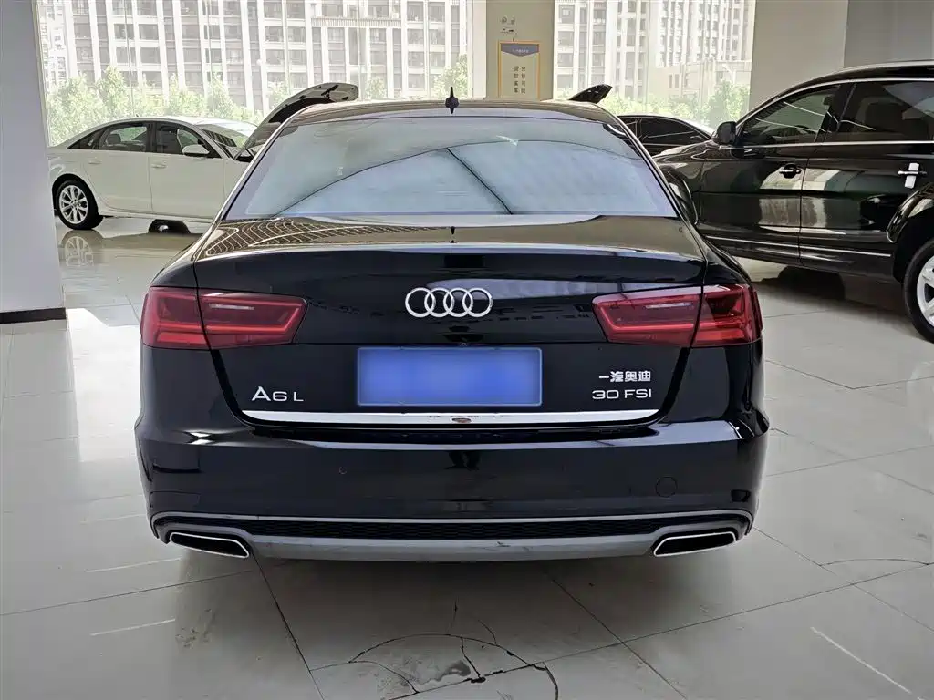 Audi A6L 2018 30th Anniversary 30 FSI Style фото 10