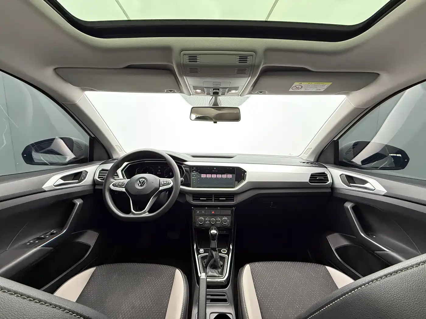 Volkswagen Tanying 2023 Model 200TSI DSG Joy Smart Connect Edition фото 19