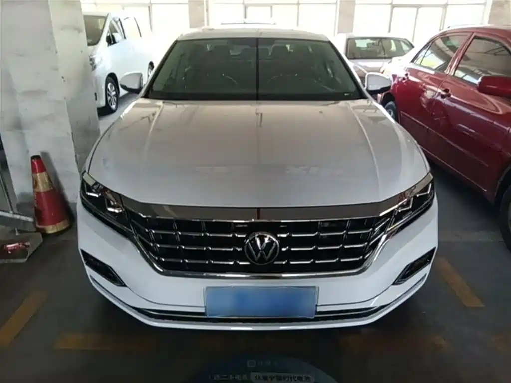 Volkswagen Passat 2019 330TSI Elite Version China VI фото 3