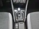 Photo 16 - Jetta VS5