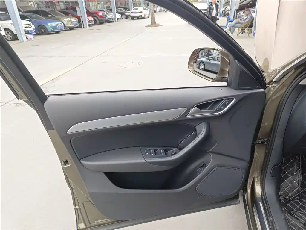 Audi Q3 2017 35 TFSI Fashion фото 17