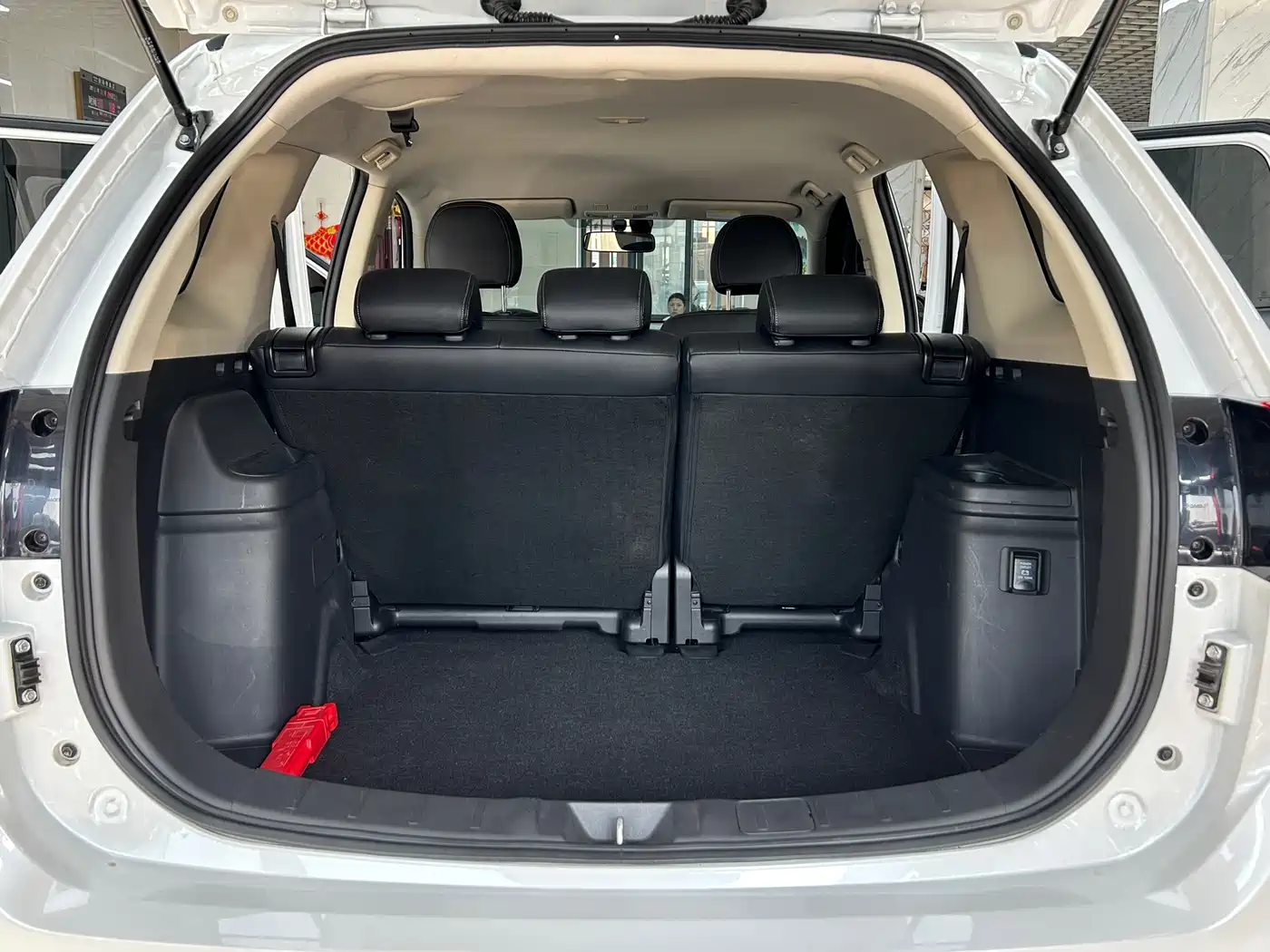 Mitsubishi Outlander 2021 2.0L 2WD Smooth Ride Version 5-Seater фото 23