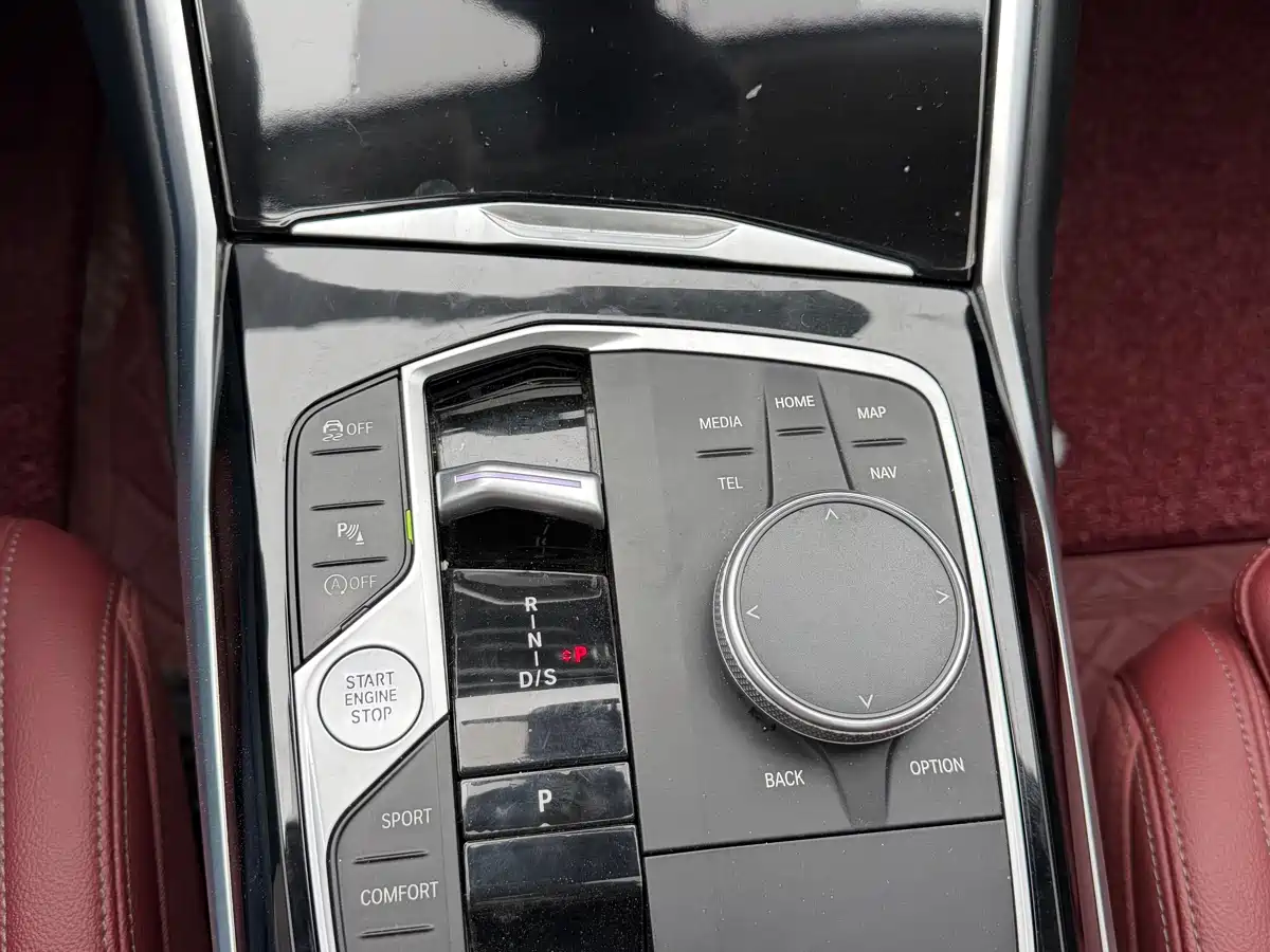 BMW 3 Series 2023 320Li M Sport Package фото 15