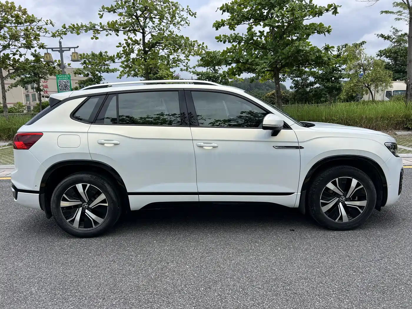 Volkswagen Tayron GTE Plug-in Hybrid 2020 Model 1.4T Luxury фото 7