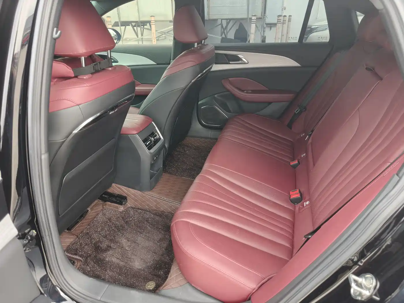 Hongqi H5 2025 2.0T Automatic Mystic Shadow фото 12