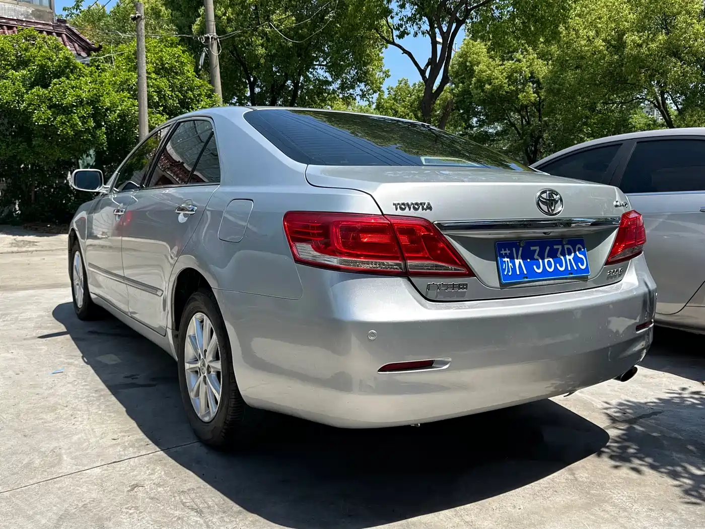 Toyota Camry 2011 200G Luxury Anniversary Edition фото 4