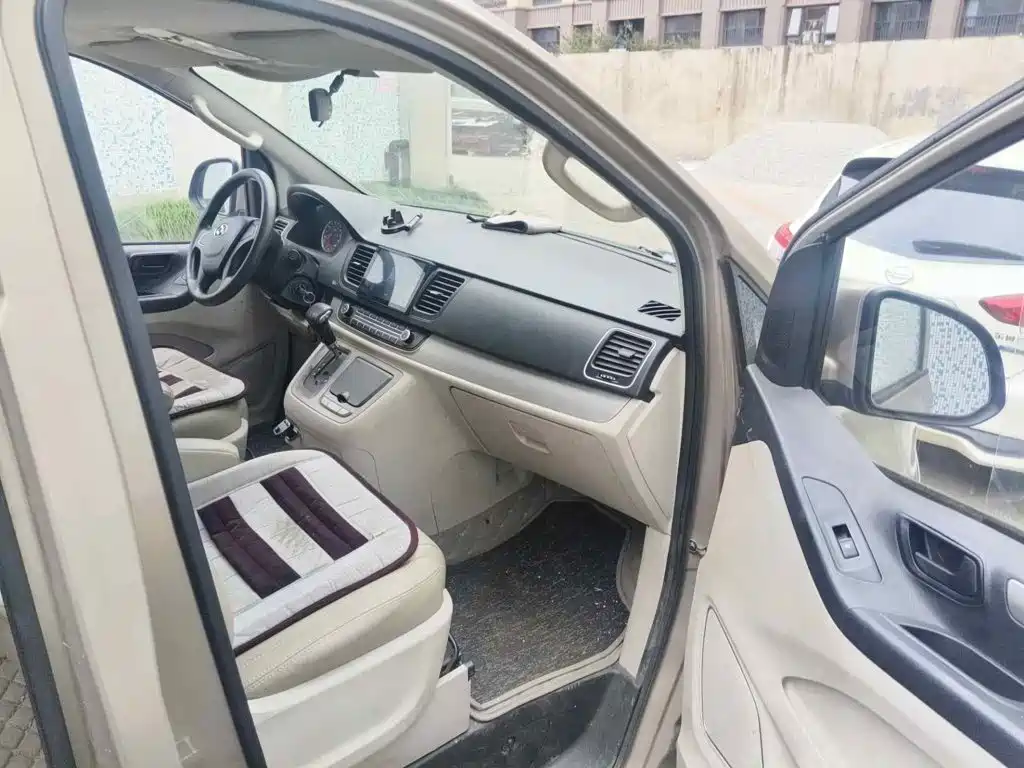 Maxus G10 2014 2014 Model Year 2.0T Auto Elite