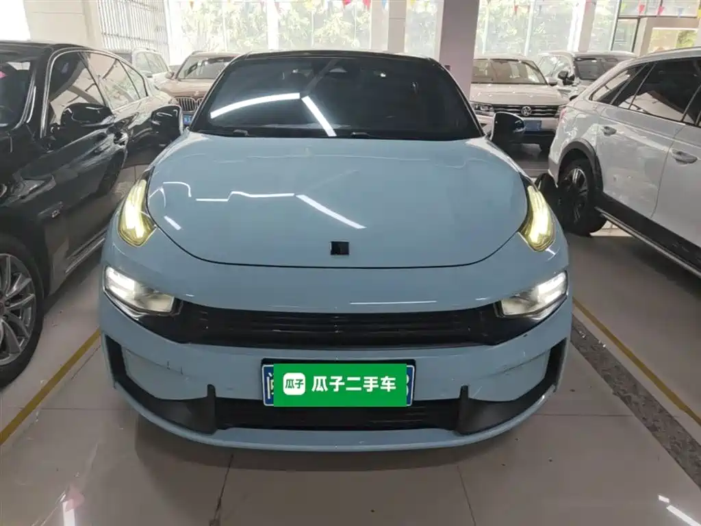 Lynk & Co 03 2021 03+ 2.0TD Auto Wind Rider Edition фото 3