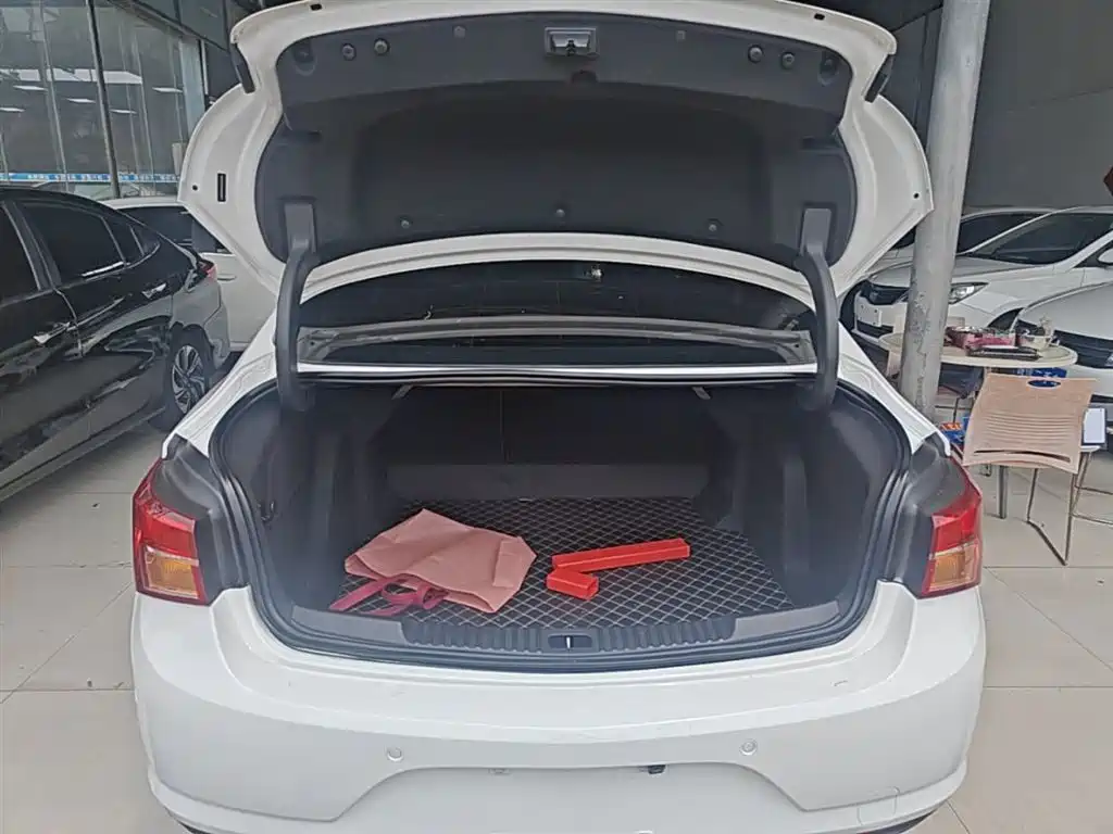 Buick Verano 2015 Sedan 15S Automatic Leading фото 19