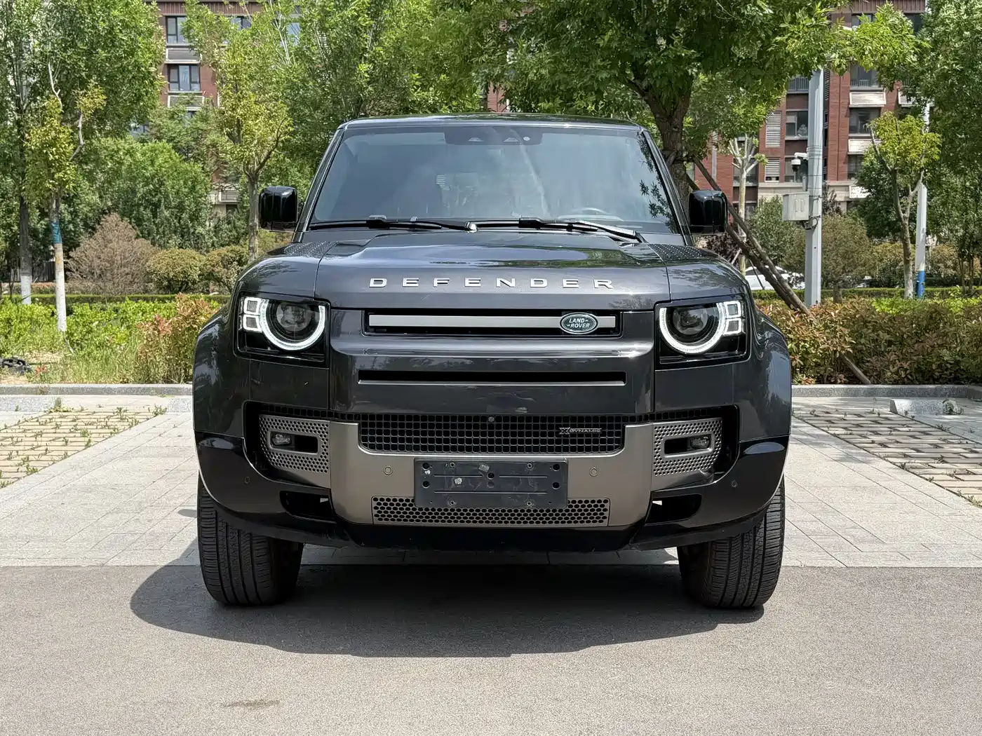 Land Rover Defender 2022 110 P400 X-DYNAMIC HSE фото 2