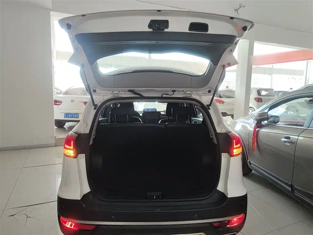 JAC Motors Refine S3 2017 2017 1.5L Manual Luxury Smart
